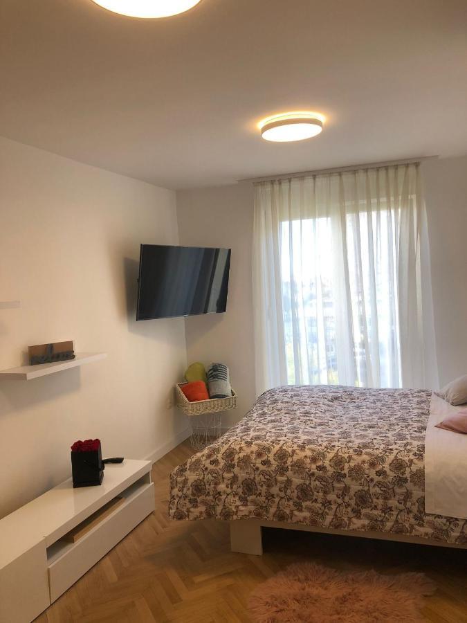 Apartman Lana Apartment Задар Екстериор снимка